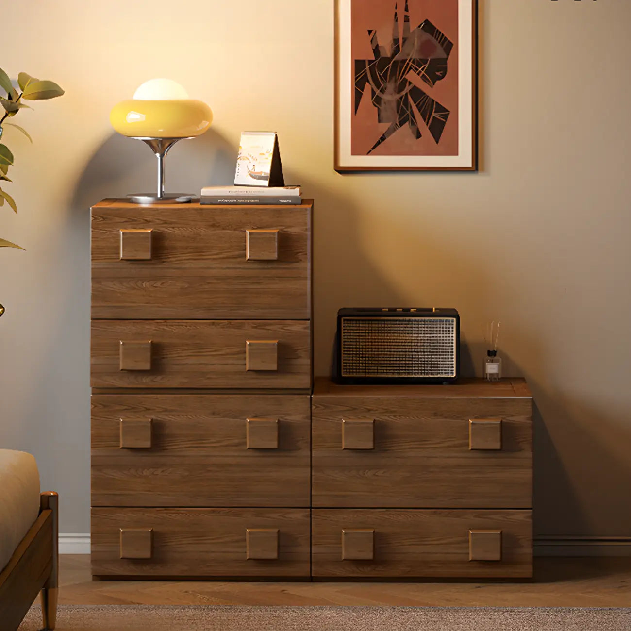 Commode en bois à tiroirs rabattables