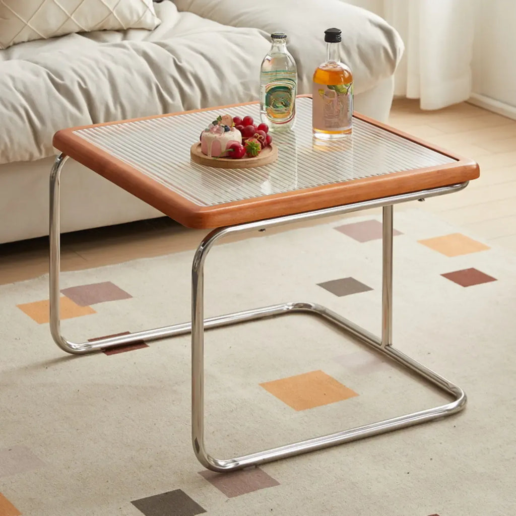 Table basse gigogne carrée en rotin finition cerisier et verre
