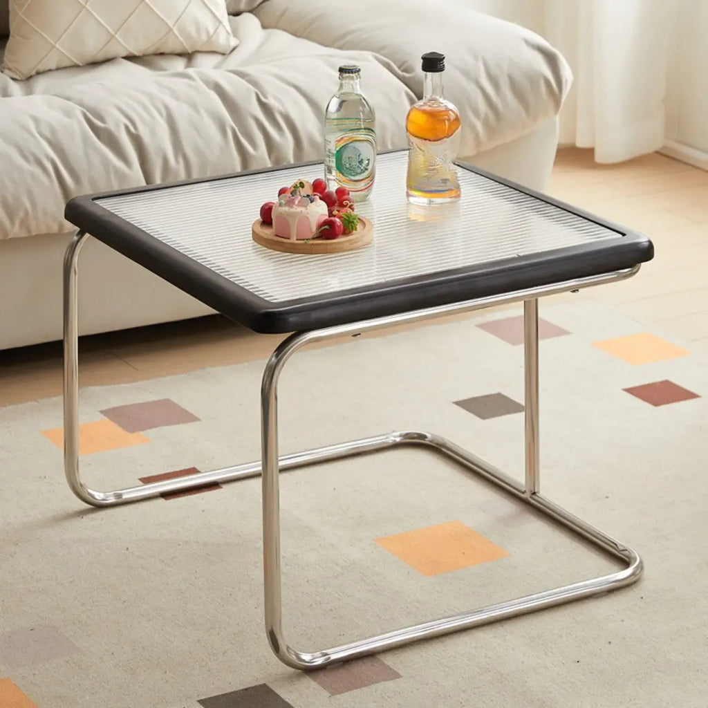 Table basse gigogne carrée en rotin finition cerisier et verre