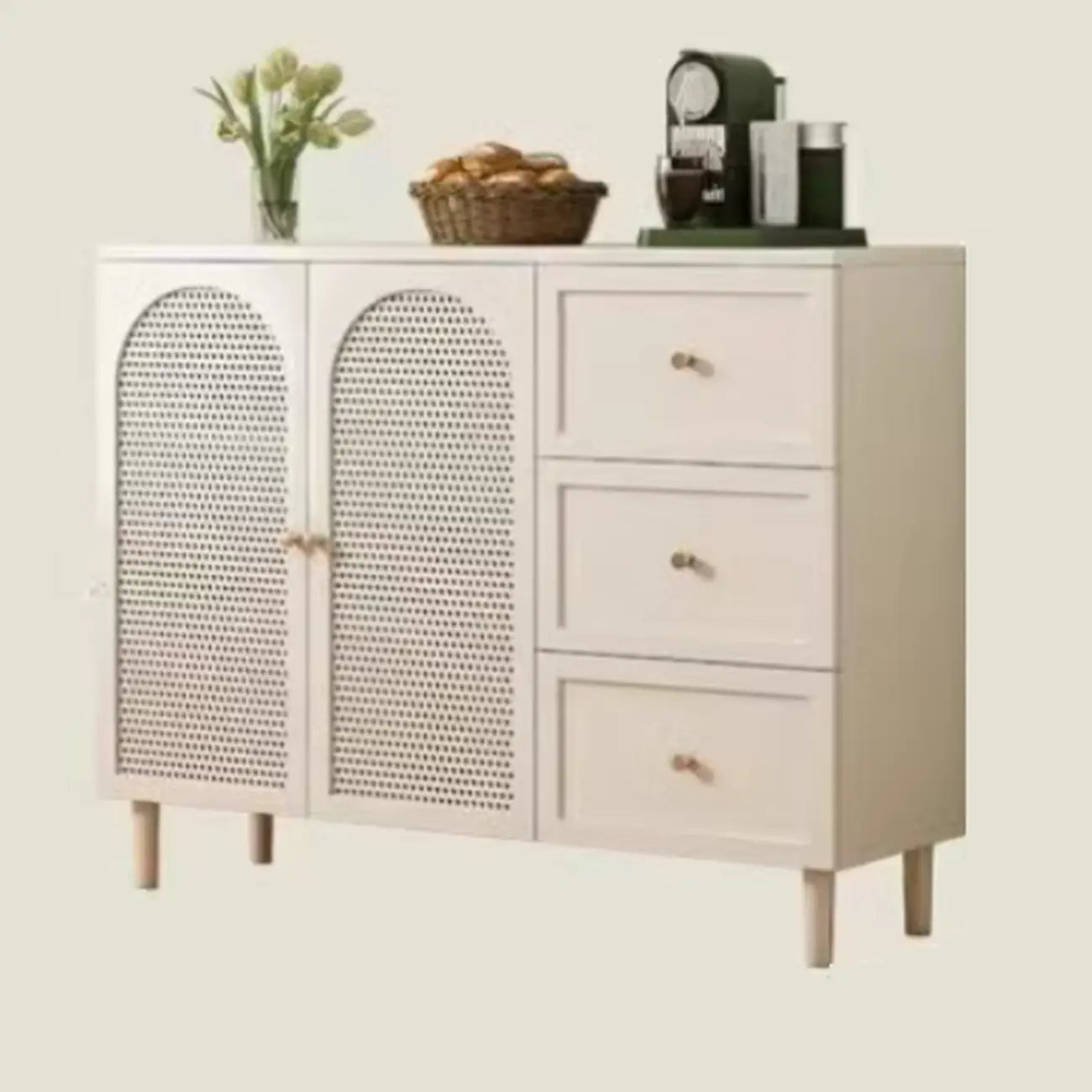 Buffet de cuisine minimaliste blanc cassé avec façade en verre arqué