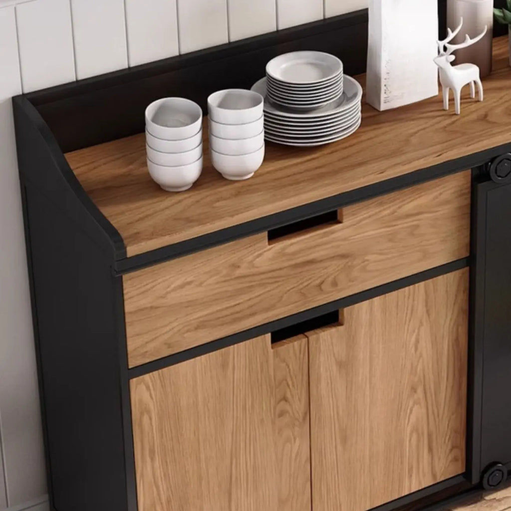 Buffet industriel noir en bois avec portes coulissantes et 4 étagères
