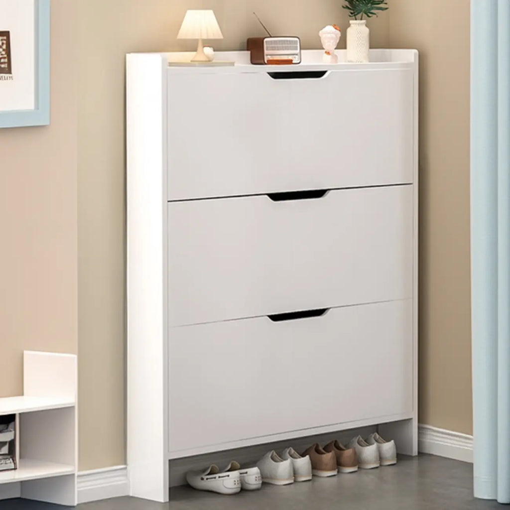 Meuble à chaussures minimaliste et efficace en bois à ouverture frontale réglable