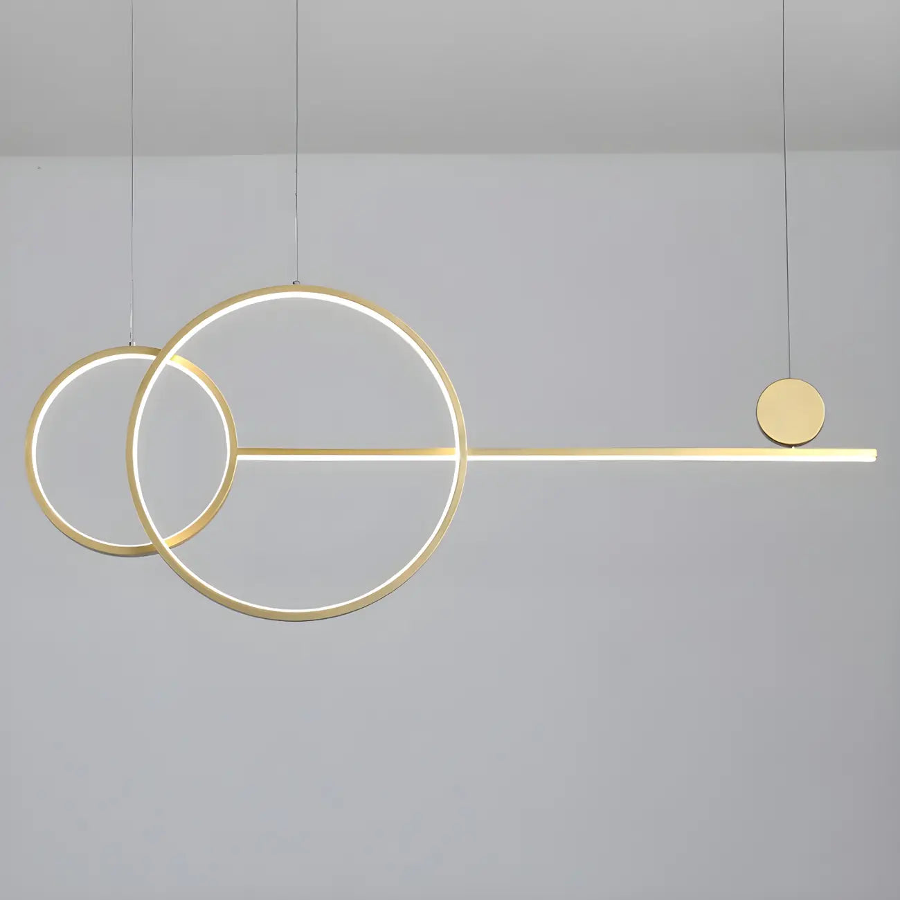 Grande suspension LED circulaire dorée pour îlot de cuisine