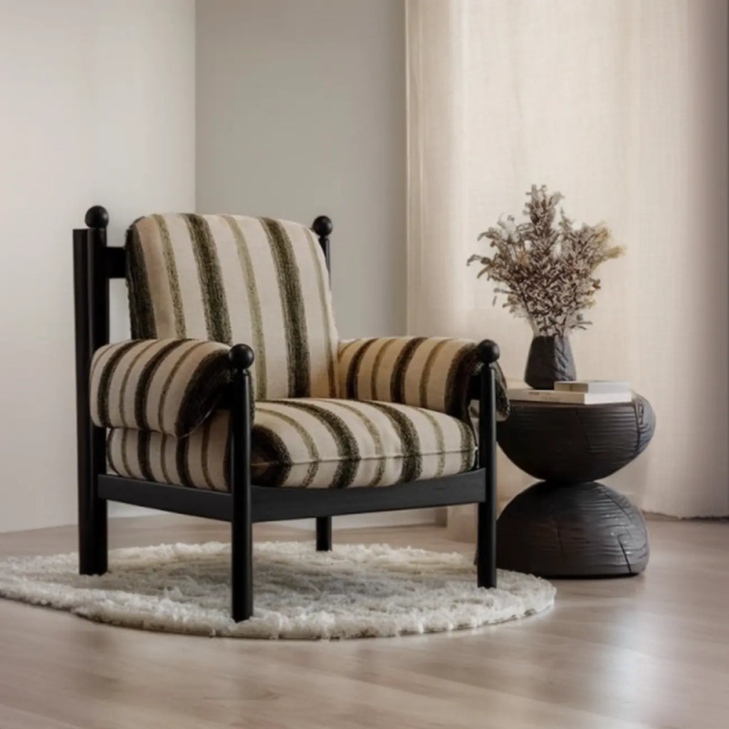 Fauteuil d'appoint moderne à rayures avec coussin amovible