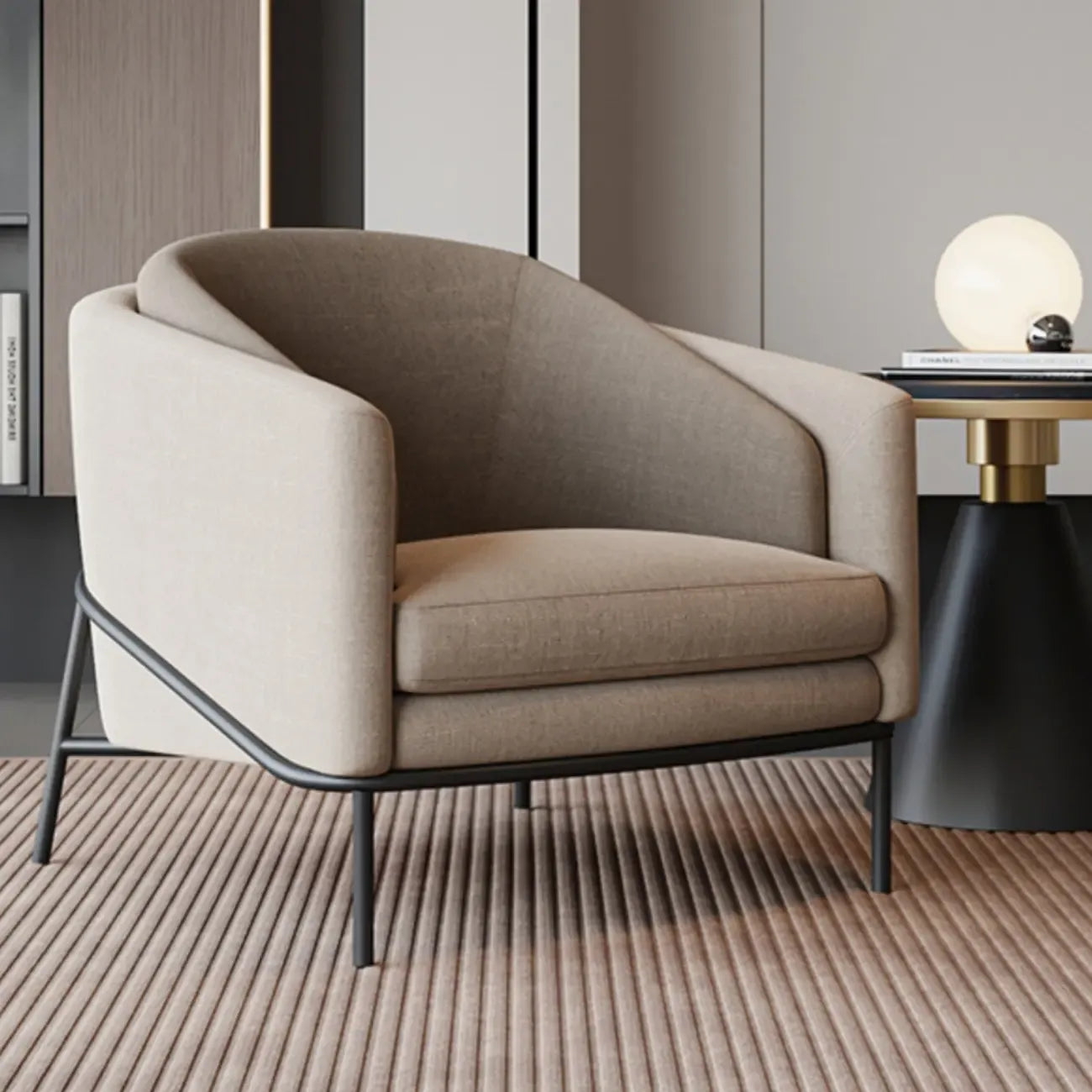 Fauteuil tonneau moderne recouvert de tissu kaki
