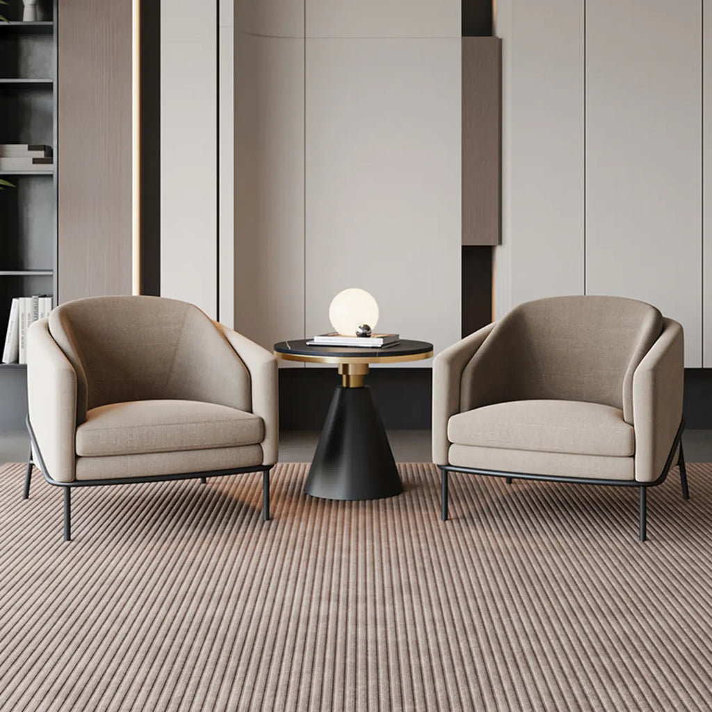 Fauteuil tonneau moderne recouvert de tissu kaki