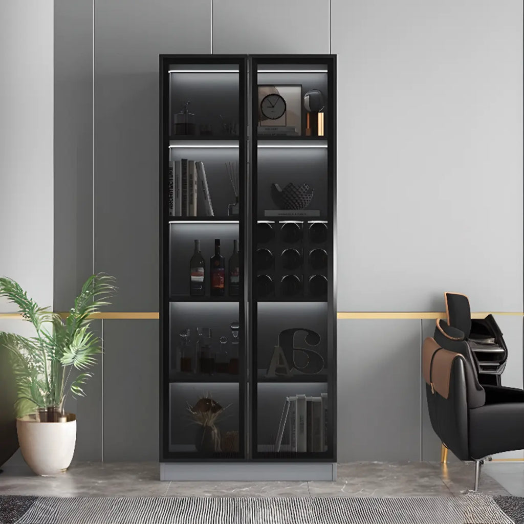 Grande vitrine pour parquet en bois noir avec éclairage