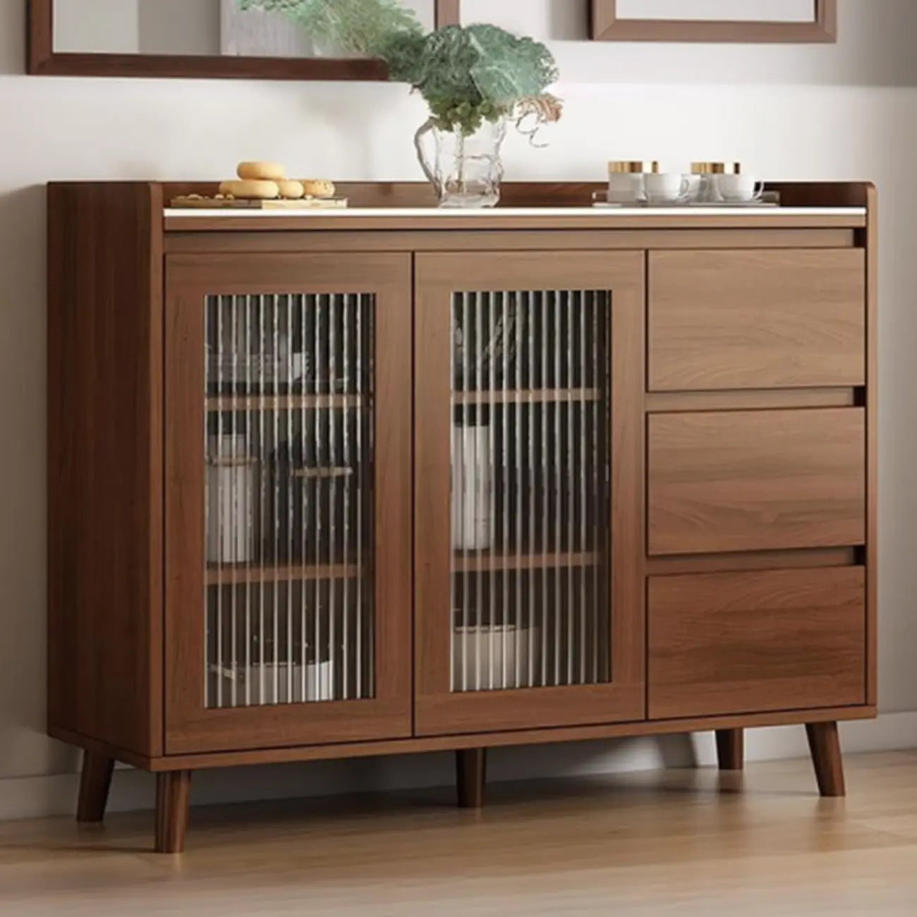 Buffet indépendant en bois de cacao avec plateau en pierre brune et portes