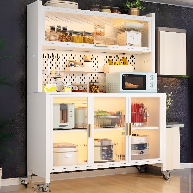 Buffet mobile en métal ouvert avec portes vitrées