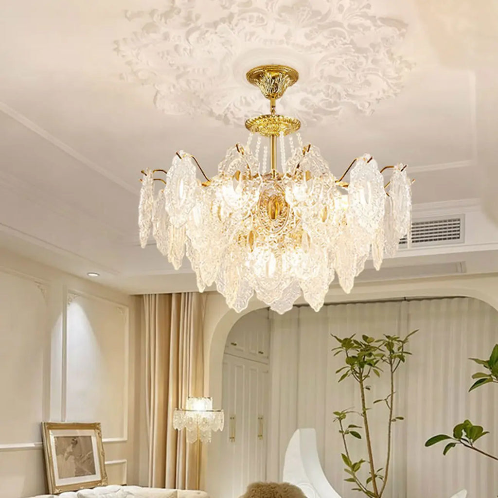 Lustre suspendu rond luxueux en cristal doré et feuilles de feuille