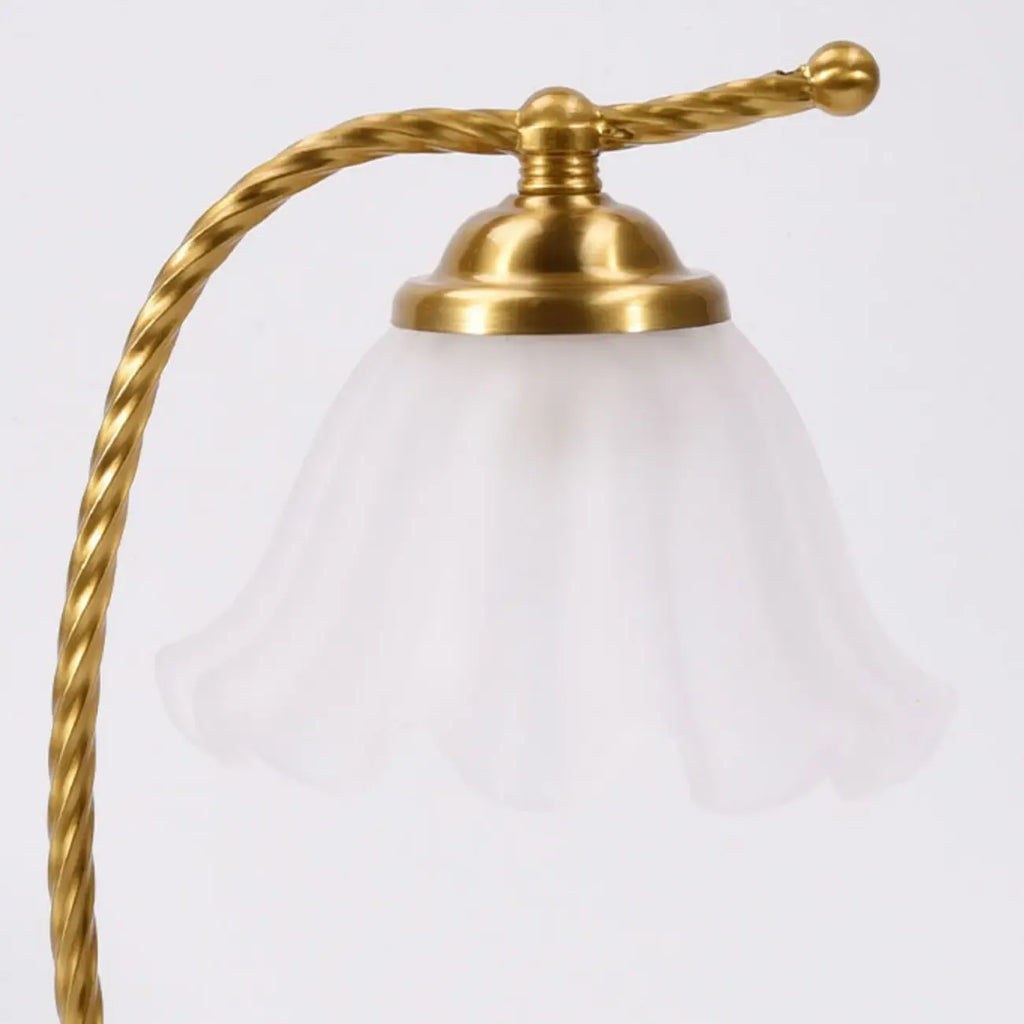 Lampe de chambre enfant en verre dépoli avec LED et fleur dorée