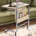 Table d'appoint en forme de C avec plateau en bois brun et roulettes