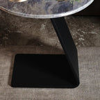 Table d'appoint ronde en marbre noir en forme de C pour salon