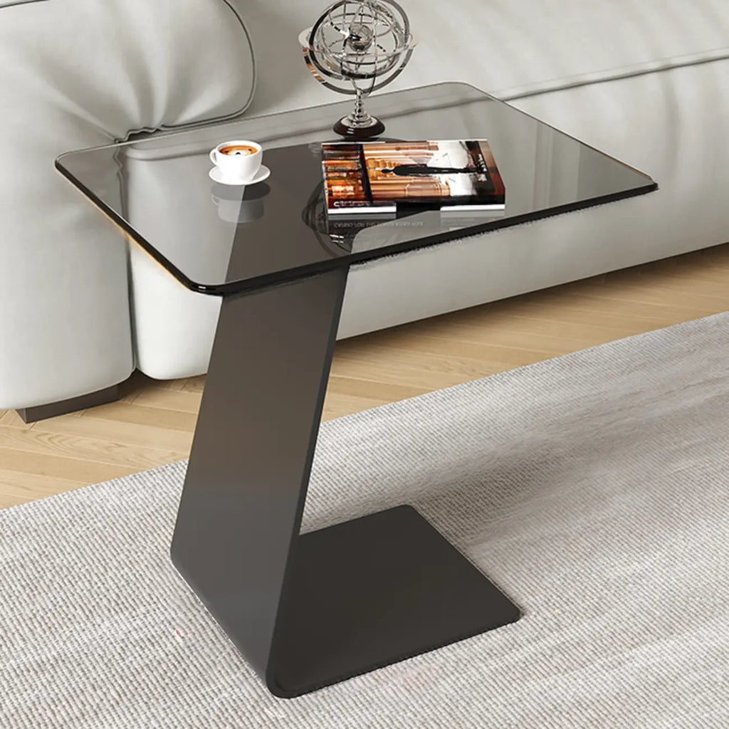 Table d'appoint en métal avec plateau en verre noir en forme de C pour salon