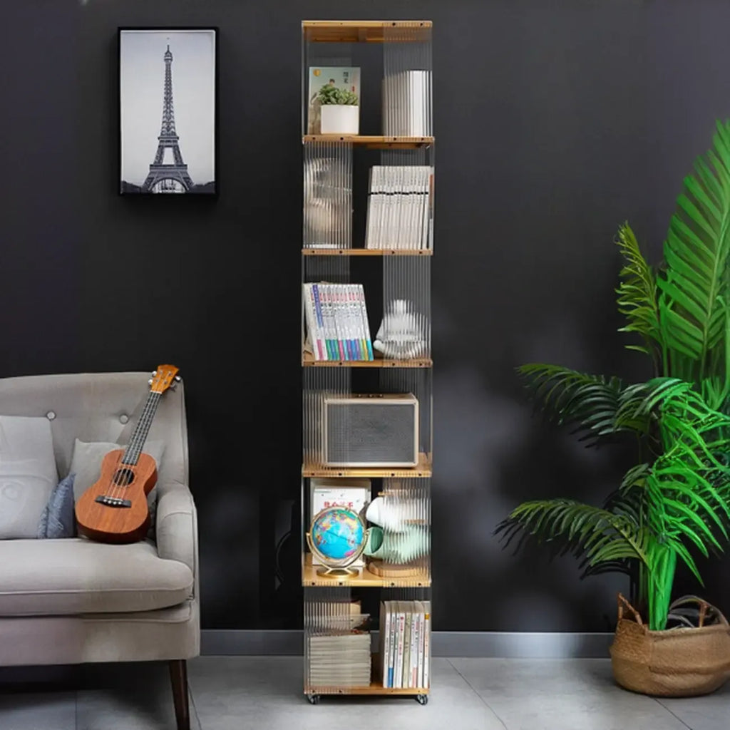 Bibliothèque minimaliste en acrylique et bambou à 5 étagères étroites