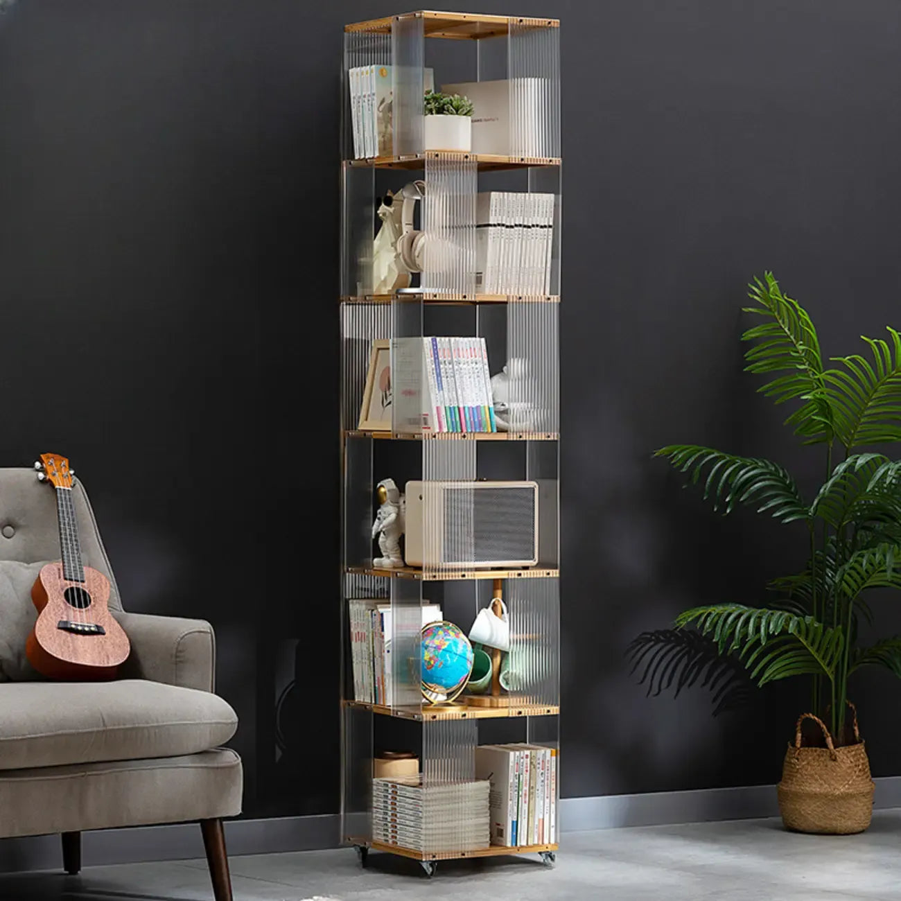 Bibliothèque minimaliste en acrylique et bambou à 5 étagères étroites