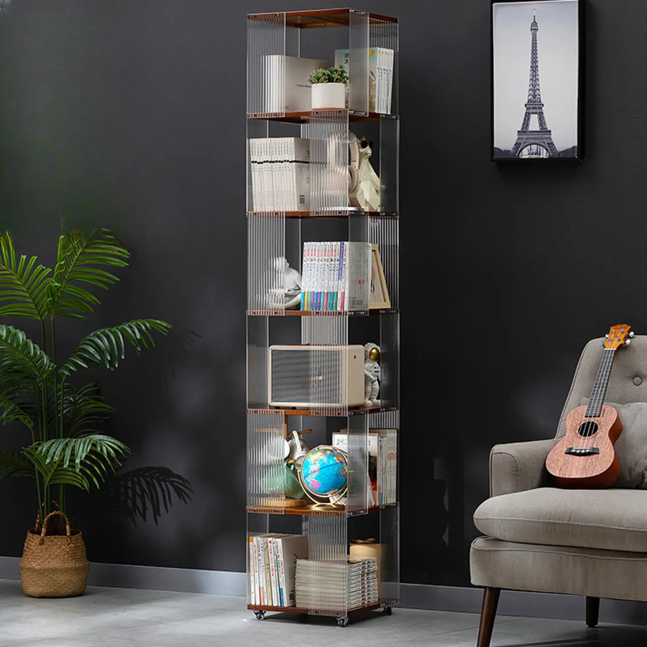 Bibliothèque minimaliste en acrylique et bambou à 5 étagères étroites