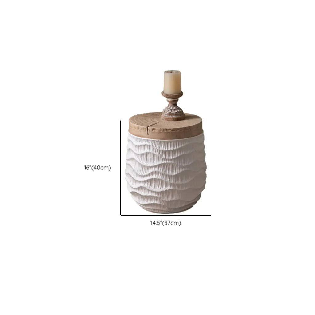 Table d'appoint élégante en bois blanc, motif tambour