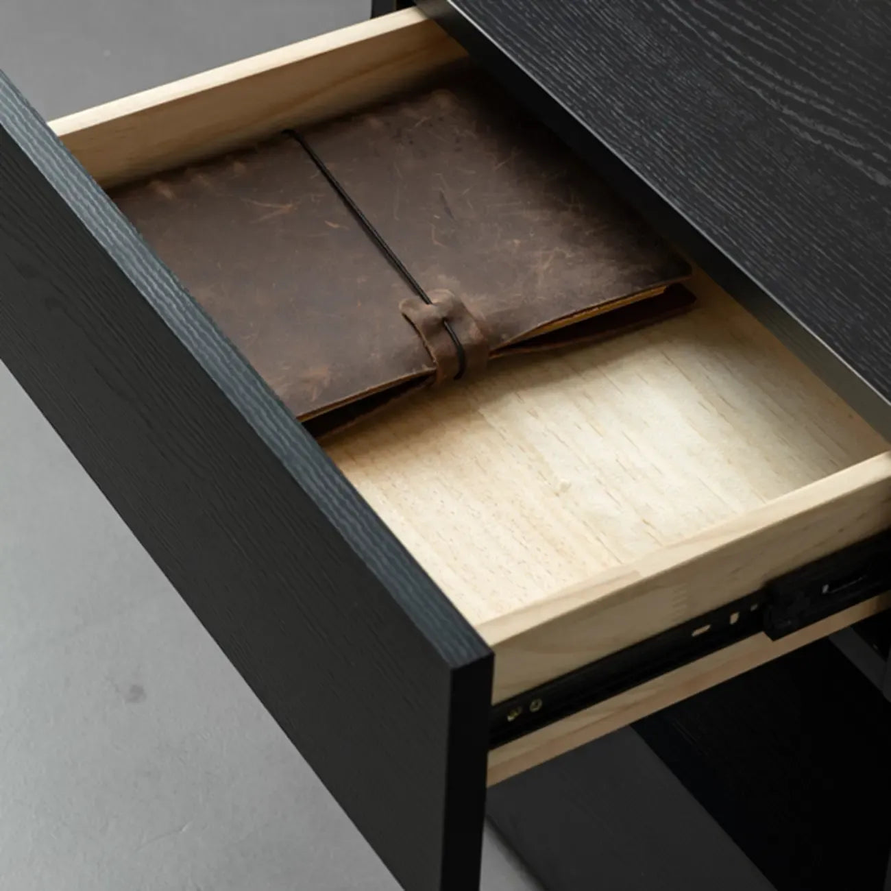Table de chevet moderne en pin avec 2 tiroirs et éclairage intégré
