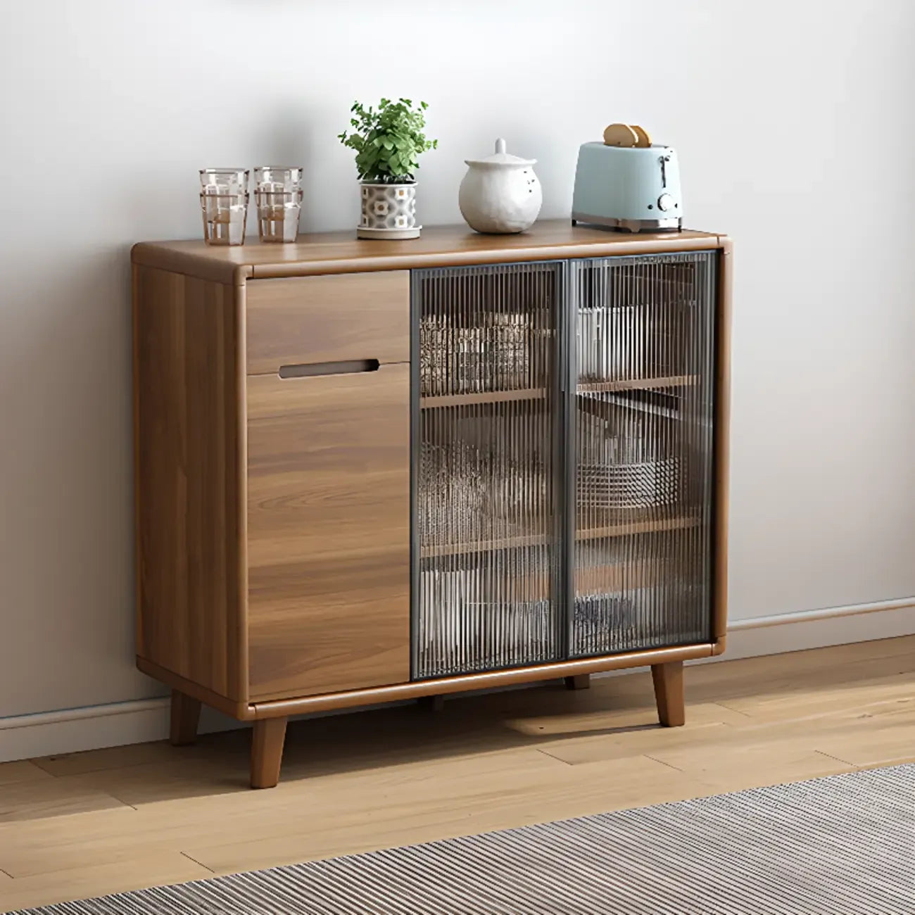 Buffet à trois tiroirs et portes coulissantes en bois brun
