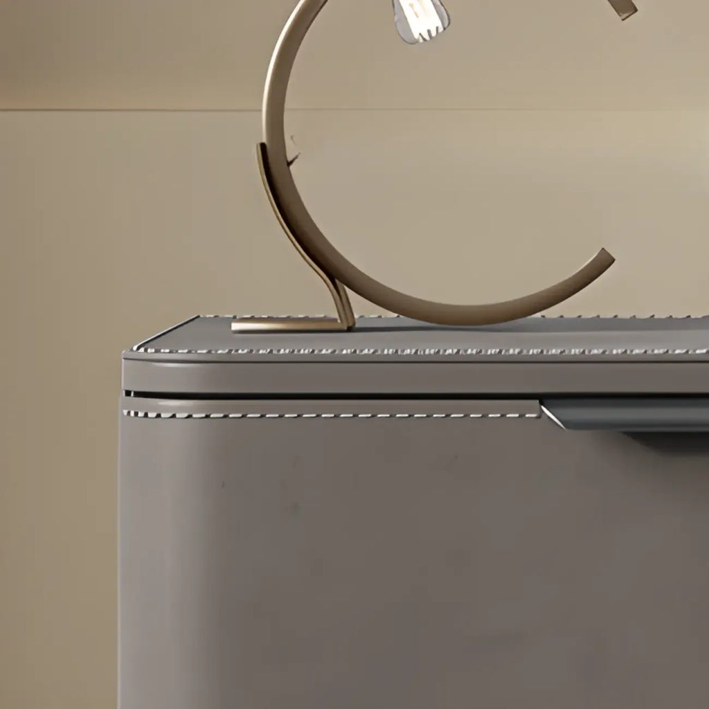 Table de chevet minimaliste étroite en bois et cuir à 2 tiroirs