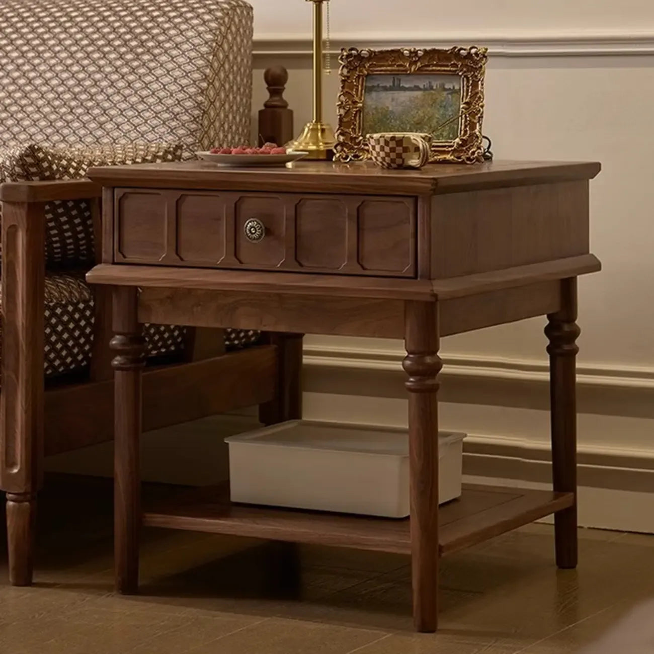 Table d'appoint carrée en noyer, style moderne du milieu du siècle, avec tiroir
