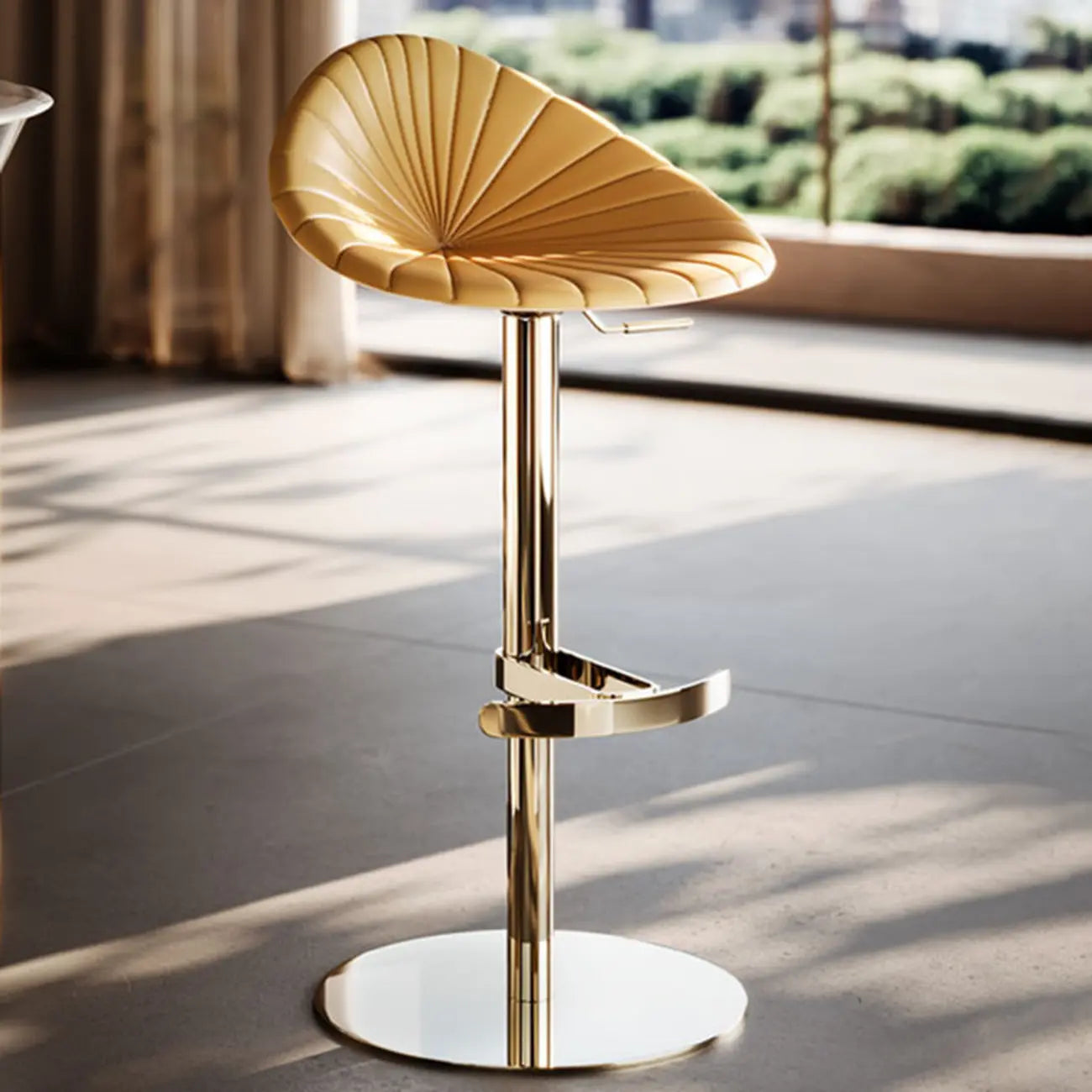 Tabouret de bar de luxe en cuir à hauteur réglable, piédestal doré