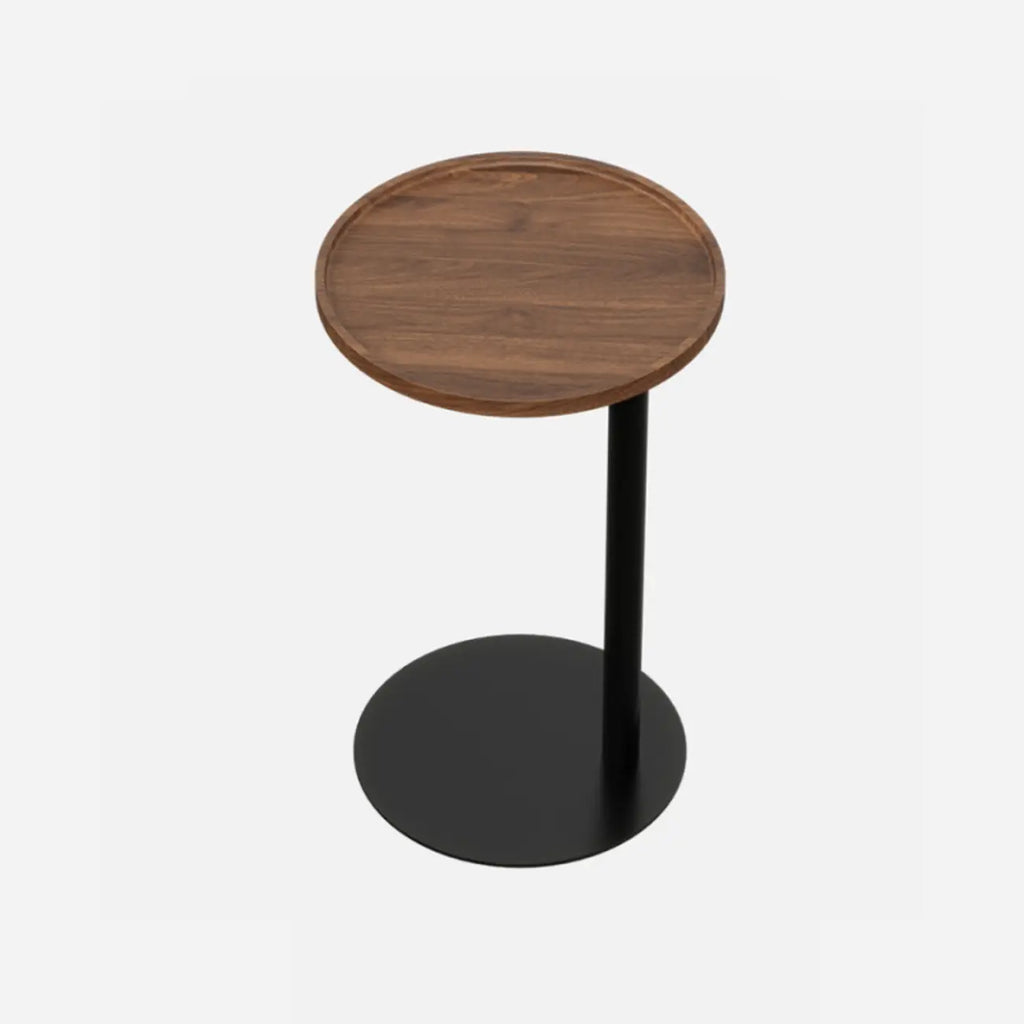 Table d'appoint en forme de C avec plateau en bois brun et métal pour salon