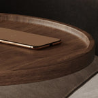 Table d'appoint en forme de C avec plateau en bois brun et métal pour salon
