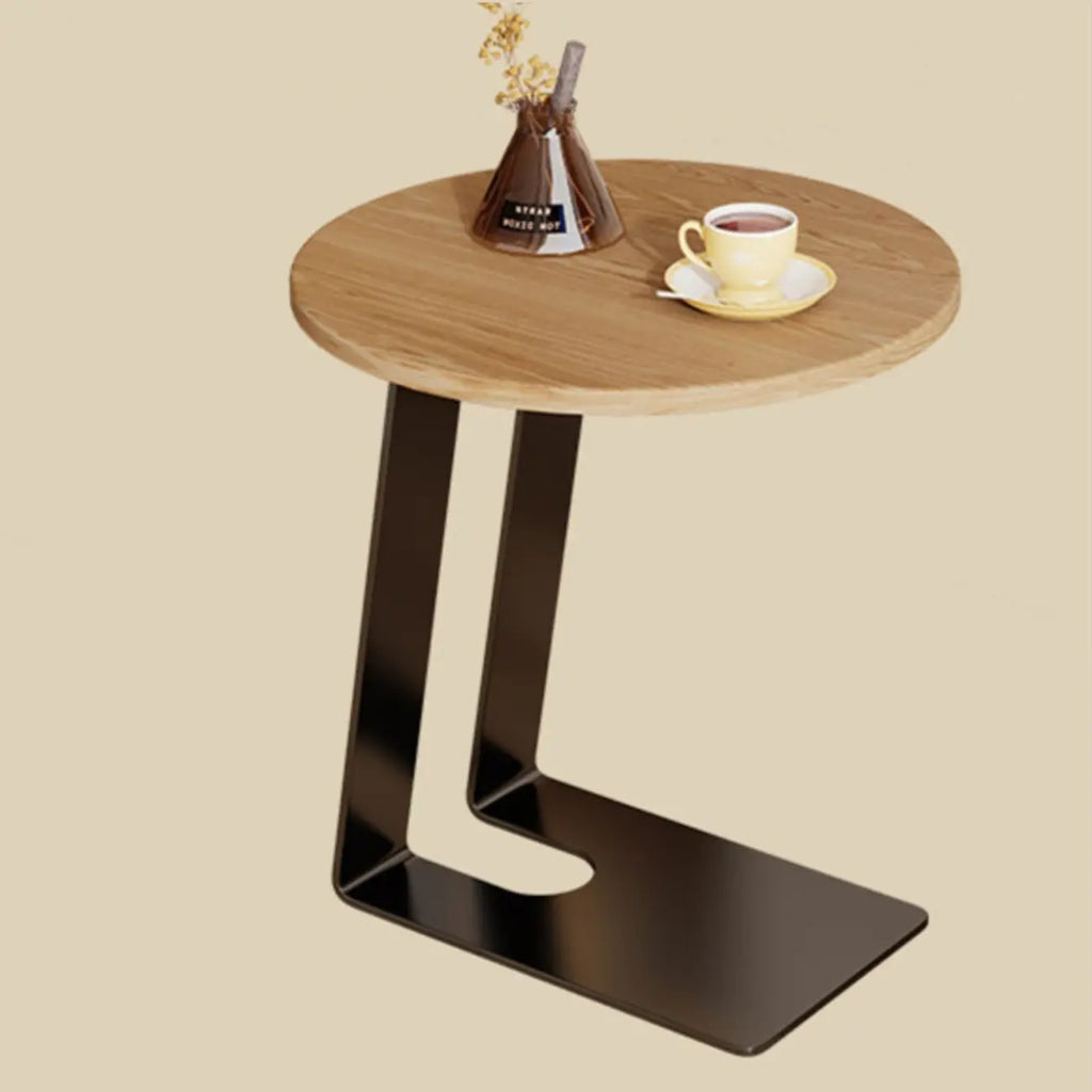 Table d'appoint minimaliste rectangulaire en bois de frêne brun en forme de C