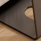 Table d'appoint minimaliste rectangulaire en bois de frêne brun en forme de C