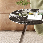 Table d'appoint contemporaine en forme de C, en pierre et acier inoxydable