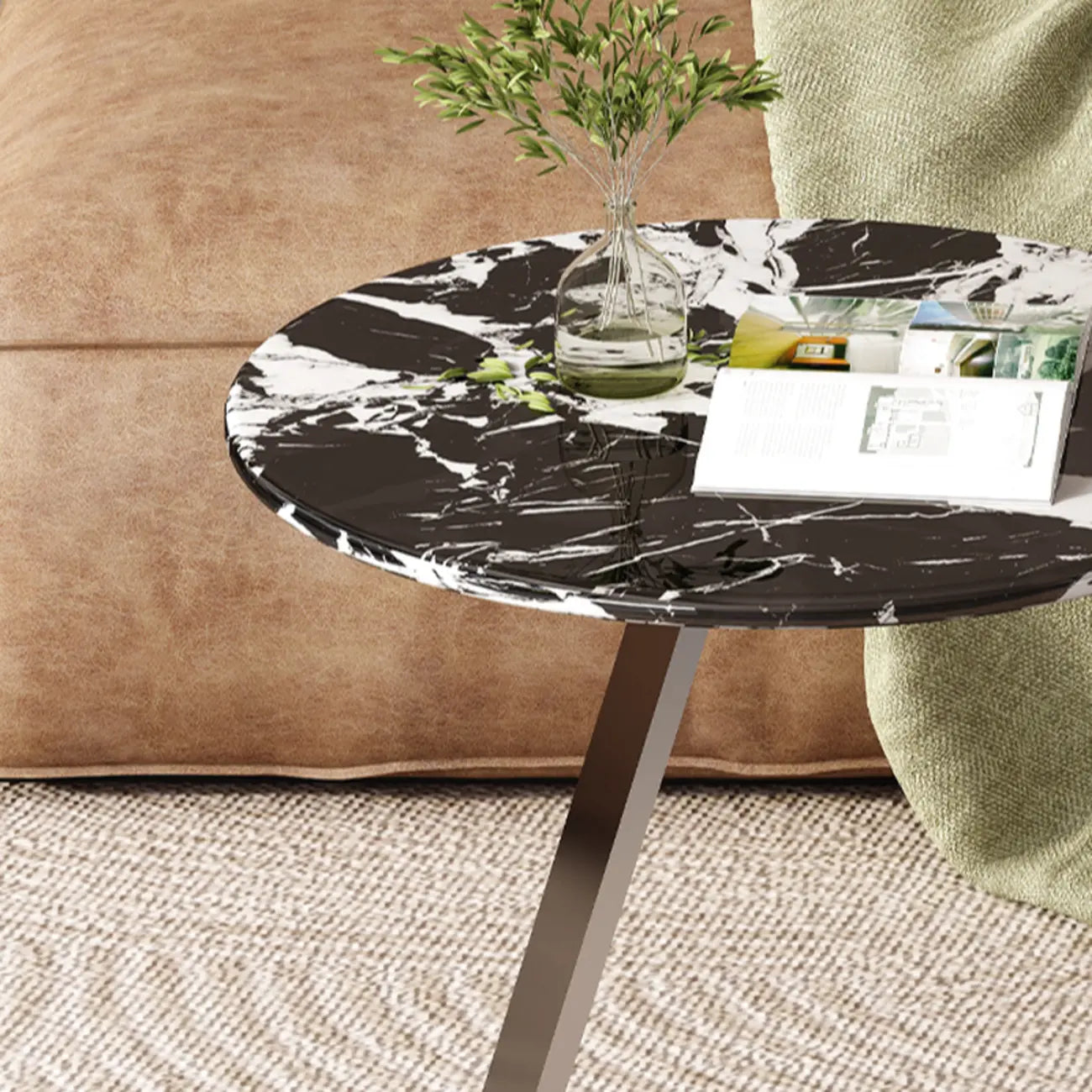 Table d'appoint contemporaine en forme de C, en pierre et acier inoxydable