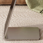 Table d'appoint contemporaine en forme de C, en pierre et acier inoxydable