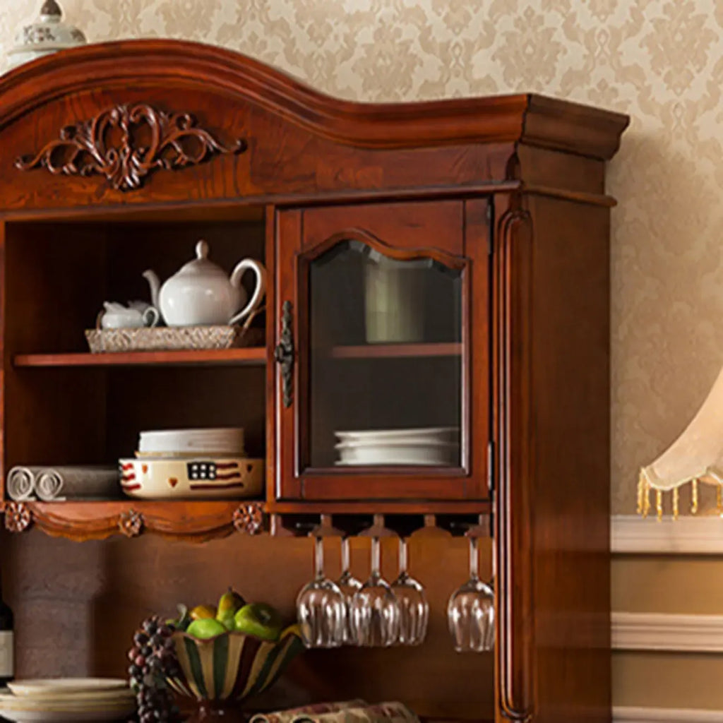Buffet moderne en bois brun avec étagères réglables
