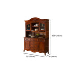 Buffet moderne en bois brun avec étagères réglables