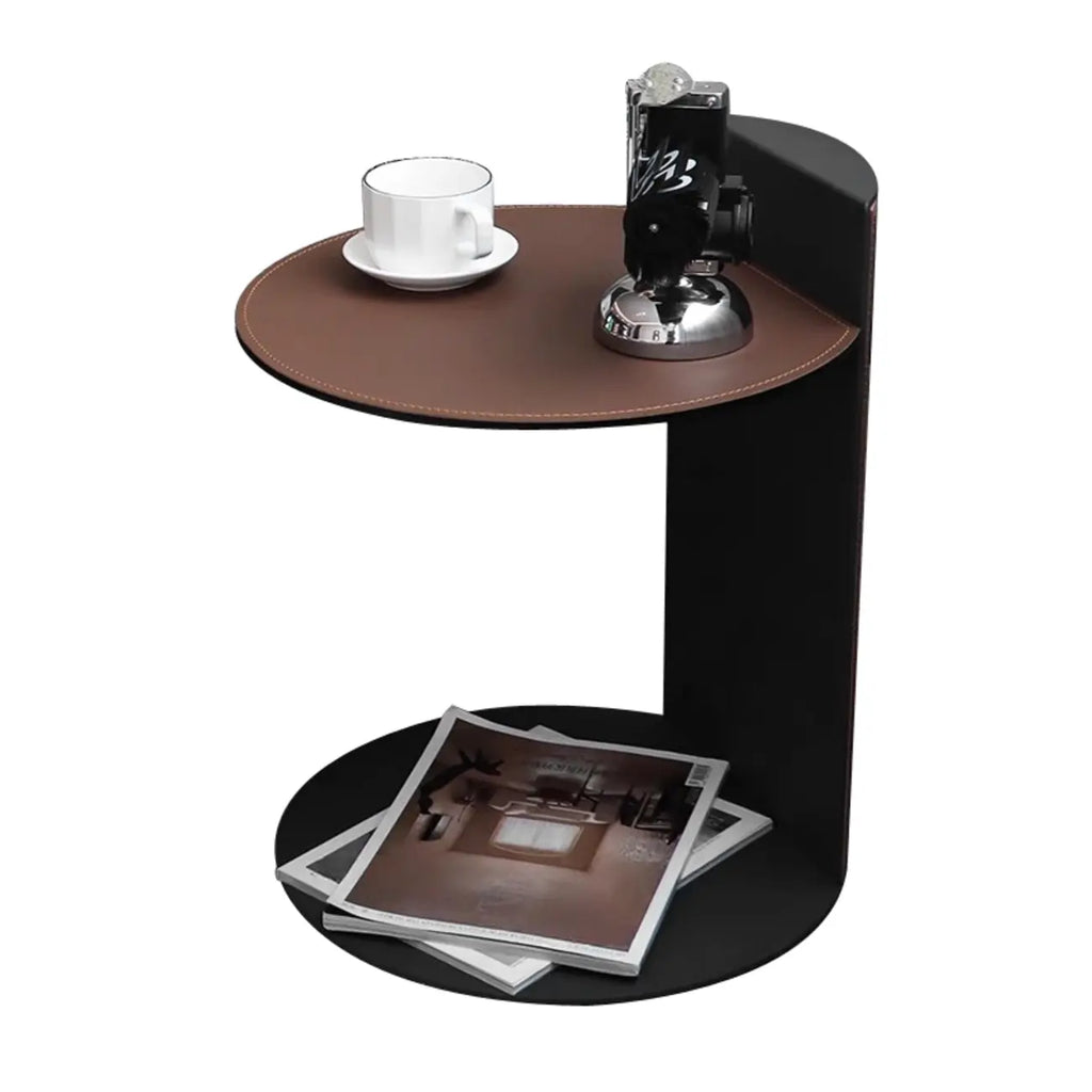 Table d'appoint contemporaine en forme de C avec plateau en cuir et piètement en métal