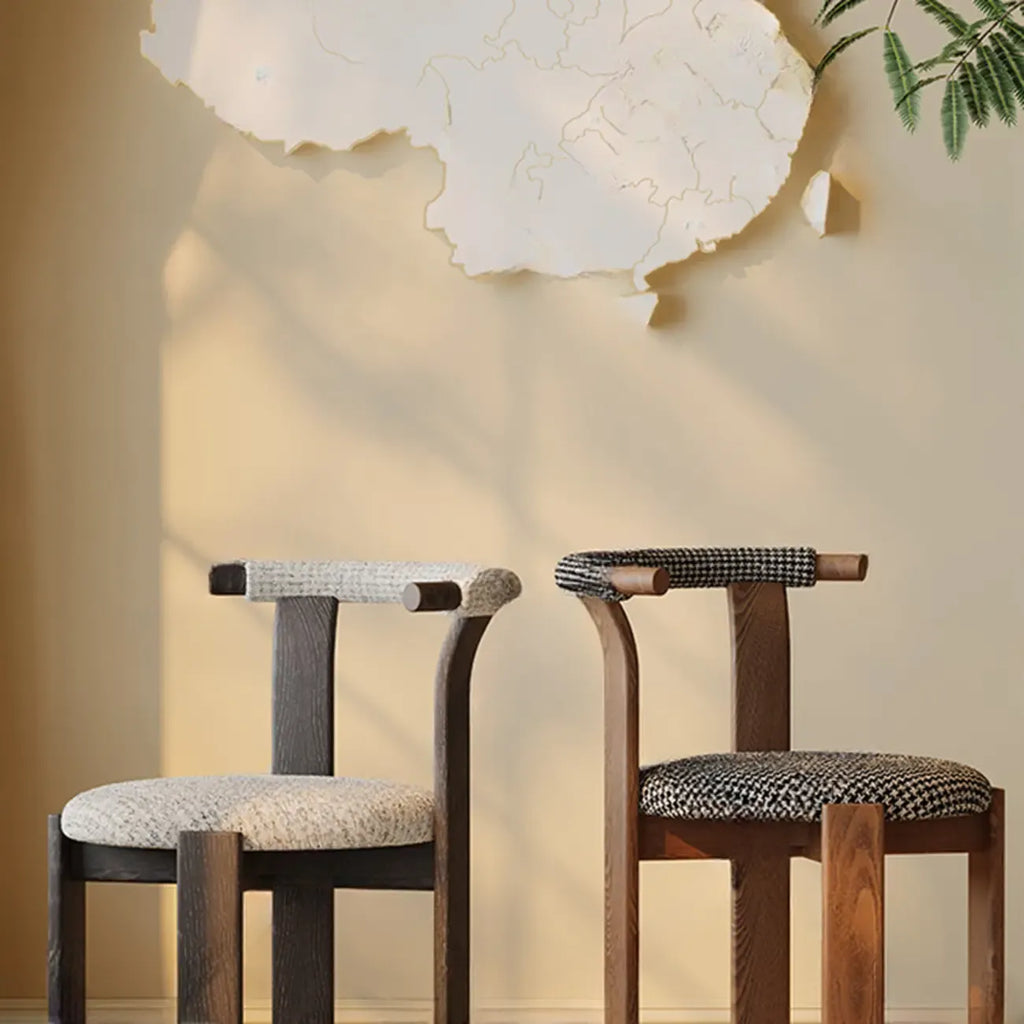 Chaises de salle à manger élégantes en bois, sans accoudoirs, à dossier ouvert et rembourrées