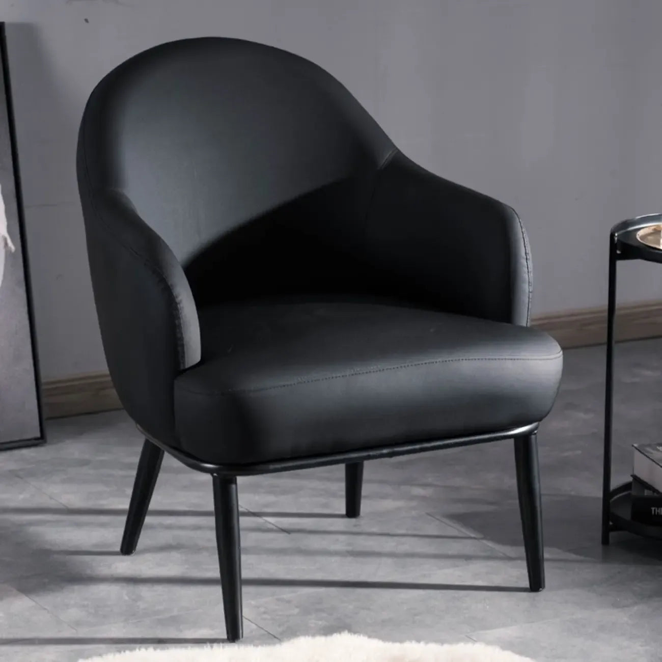 Fauteuil tonneau moderne en similicuir pour salon
