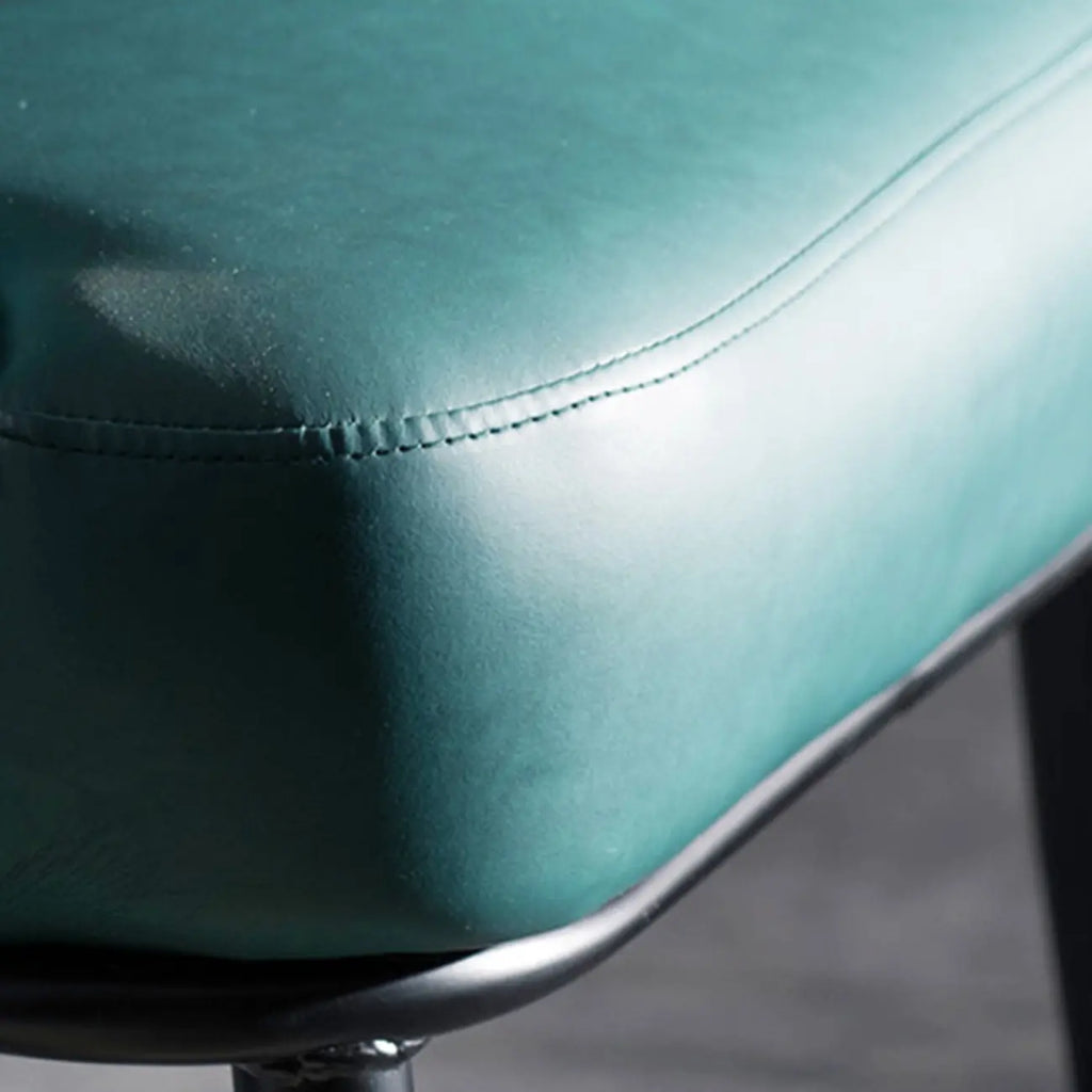 Fauteuil tonneau moderne en similicuir pour salon