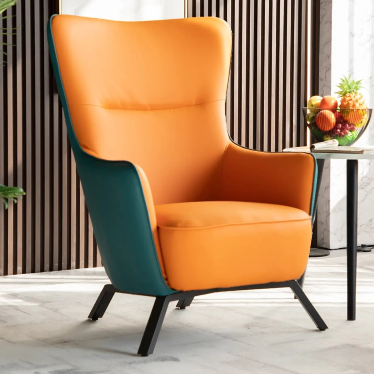 Petit fauteuil d'appoint en similicuir pour salon