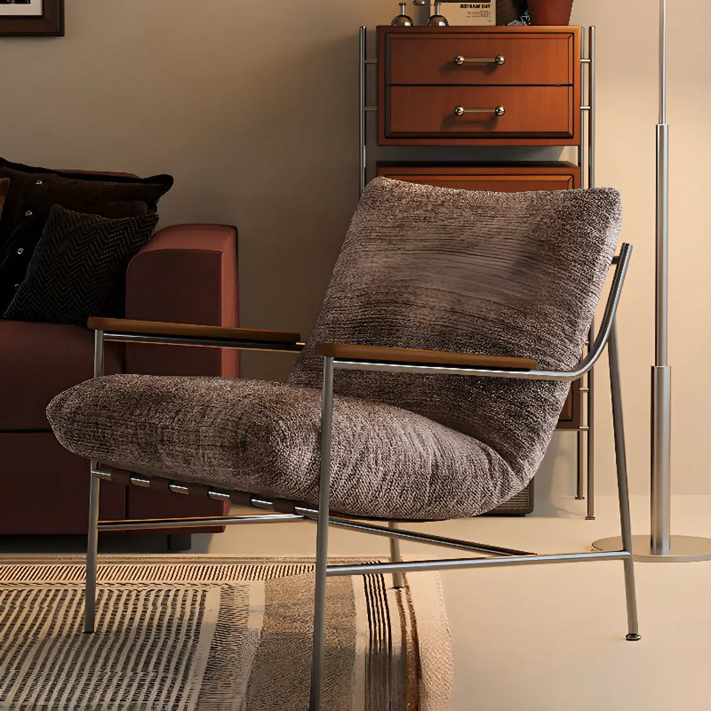 Fauteuil d'appoint moderne du milieu du siècle avec structure en métal et chenille