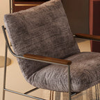 Fauteuil d'appoint moderne du milieu du siècle avec structure en métal et chenille