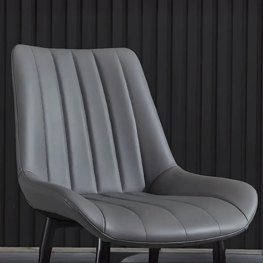 Chaise de salle à manger minimaliste à dossier bas, revêtue de cuir tressé