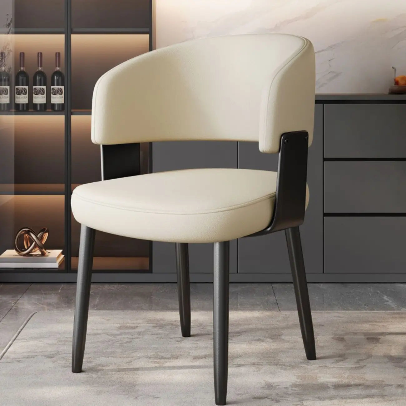 Chaise de salle à manger moderne et glamour en cuir rembourrée