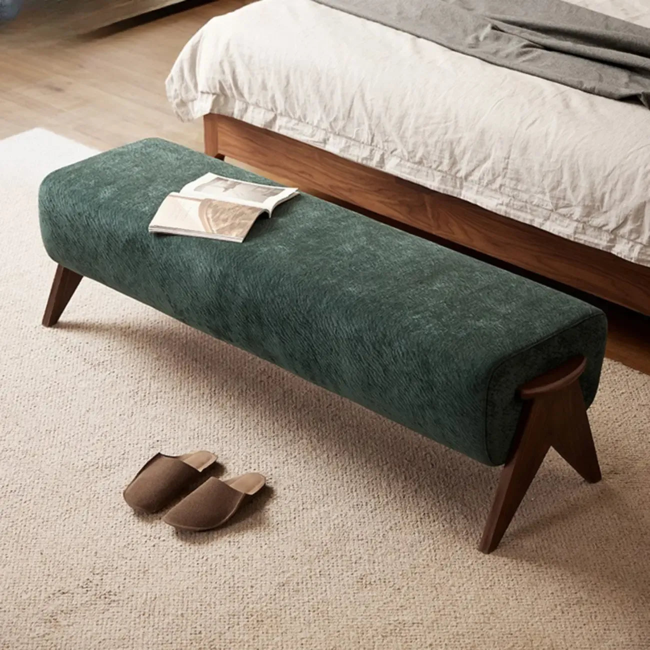 Banc de chambre moderne capitonné vert émeraude