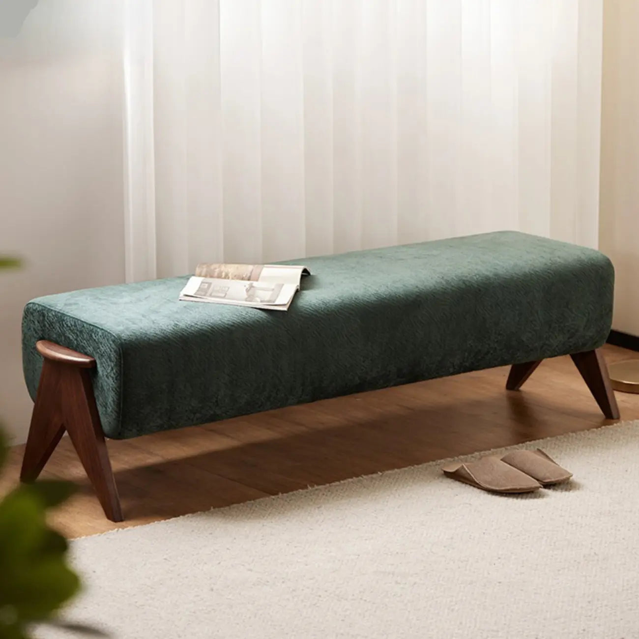 Banc de chambre moderne capitonné vert émeraude