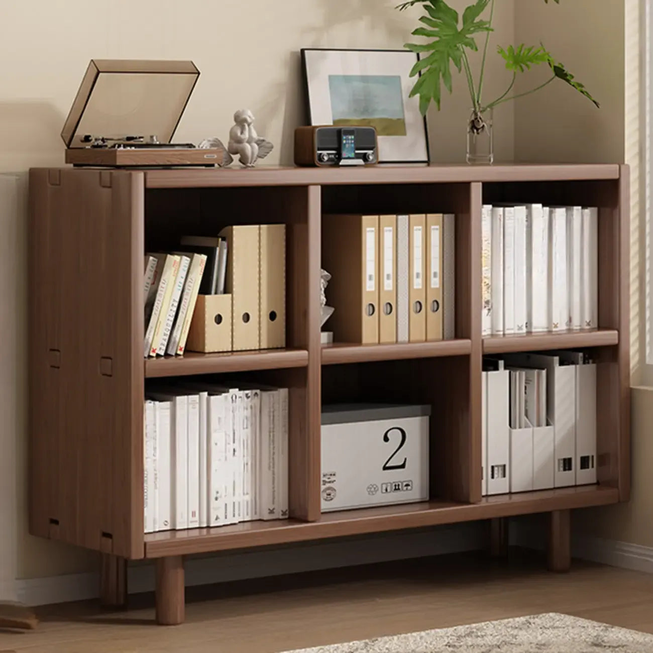 Crédence moderne du milieu du siècle en bois de noyer