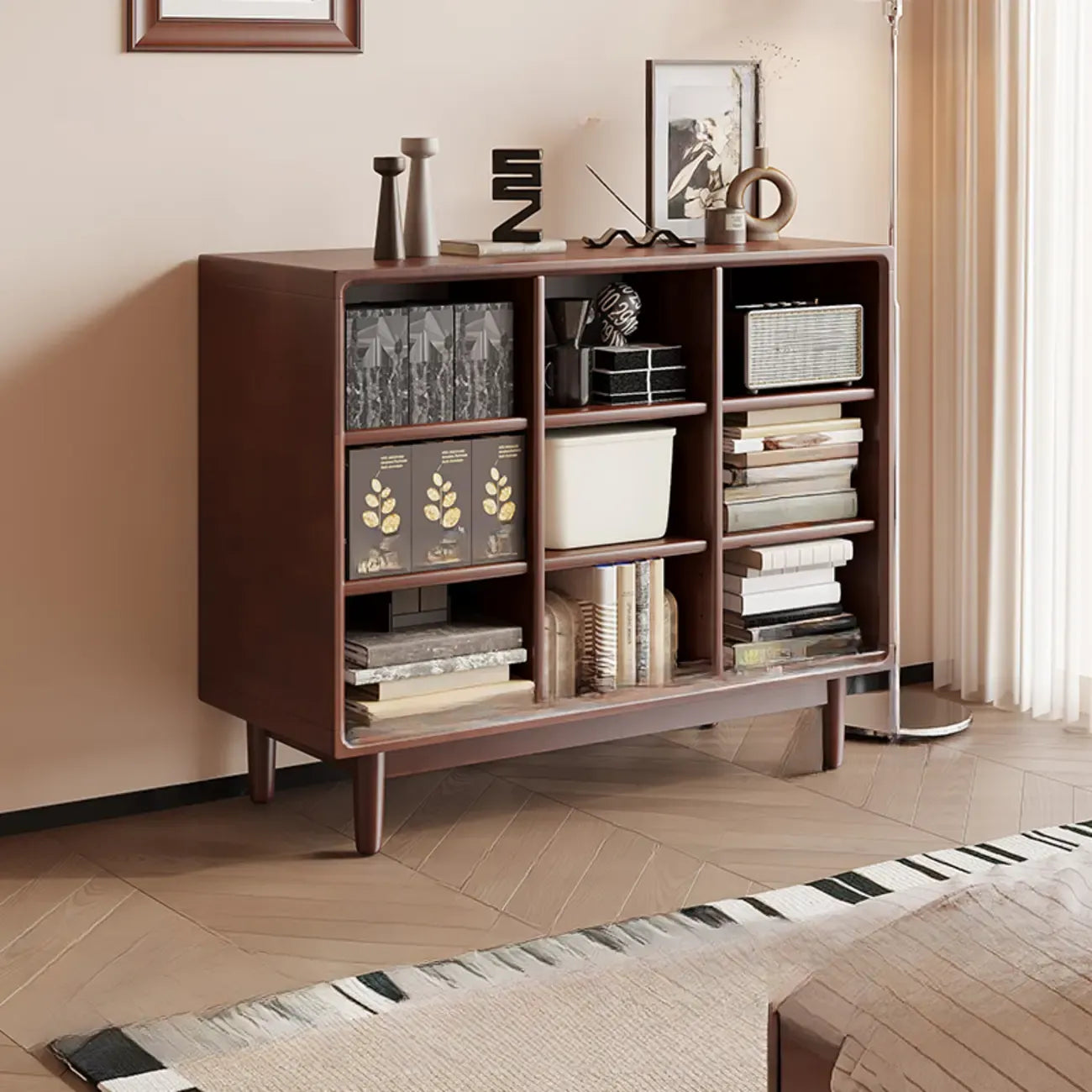 Bibliothèque horizontale en bois brun à fond fermé, style milieu du siècle