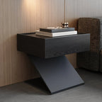 Table de chevet moderne en bois avec tiroir et piètement en Z